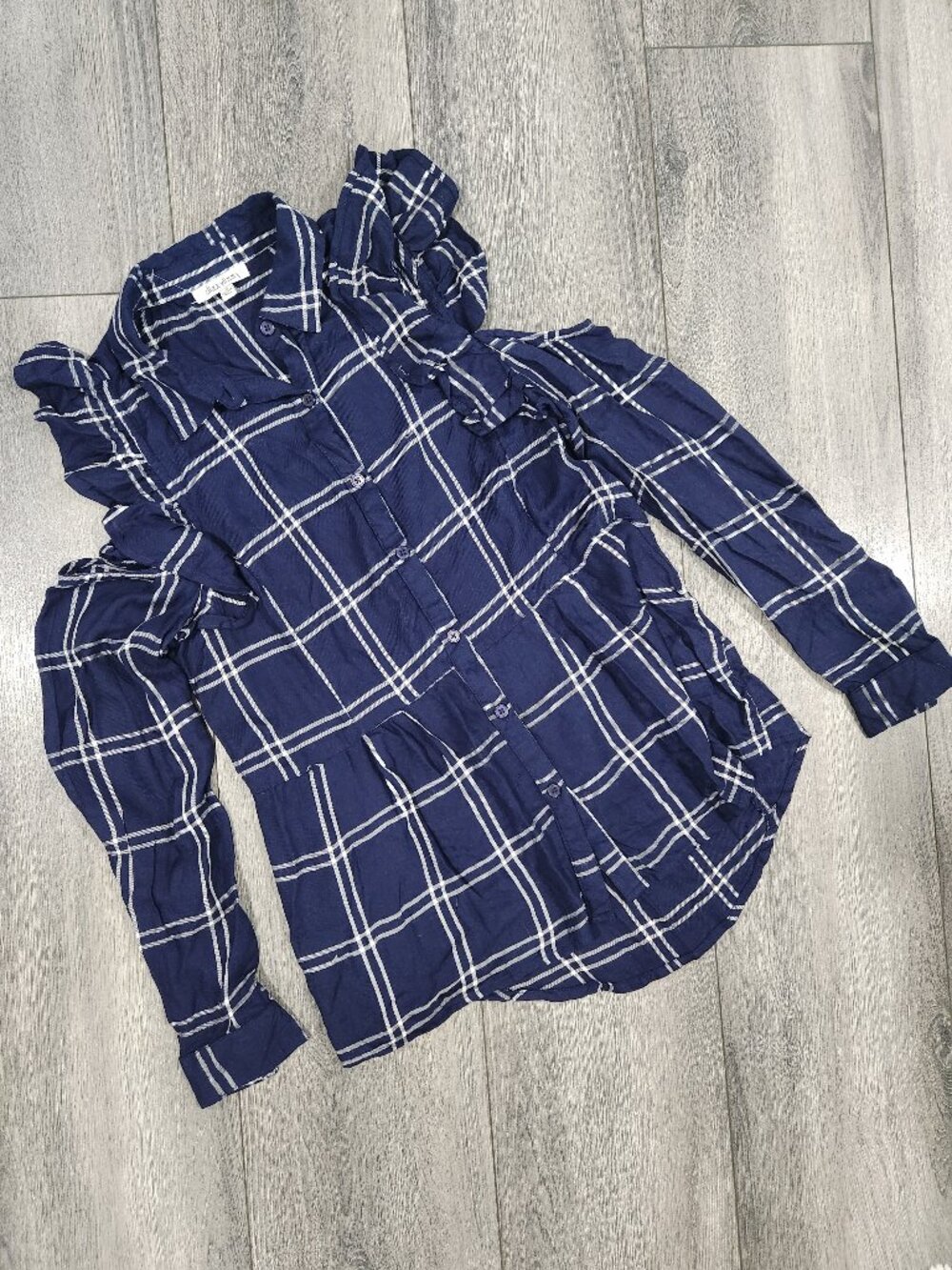 Women's Open Shoulder Plaid Top sz S NWOT